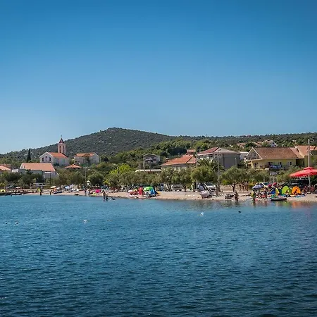 Appartamento Albatros Vinišće