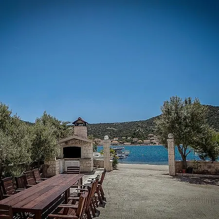 Apartment Albatros Vinisce