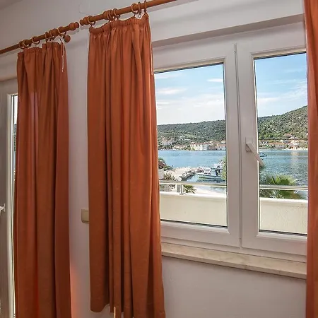 Albatros * Vinišće